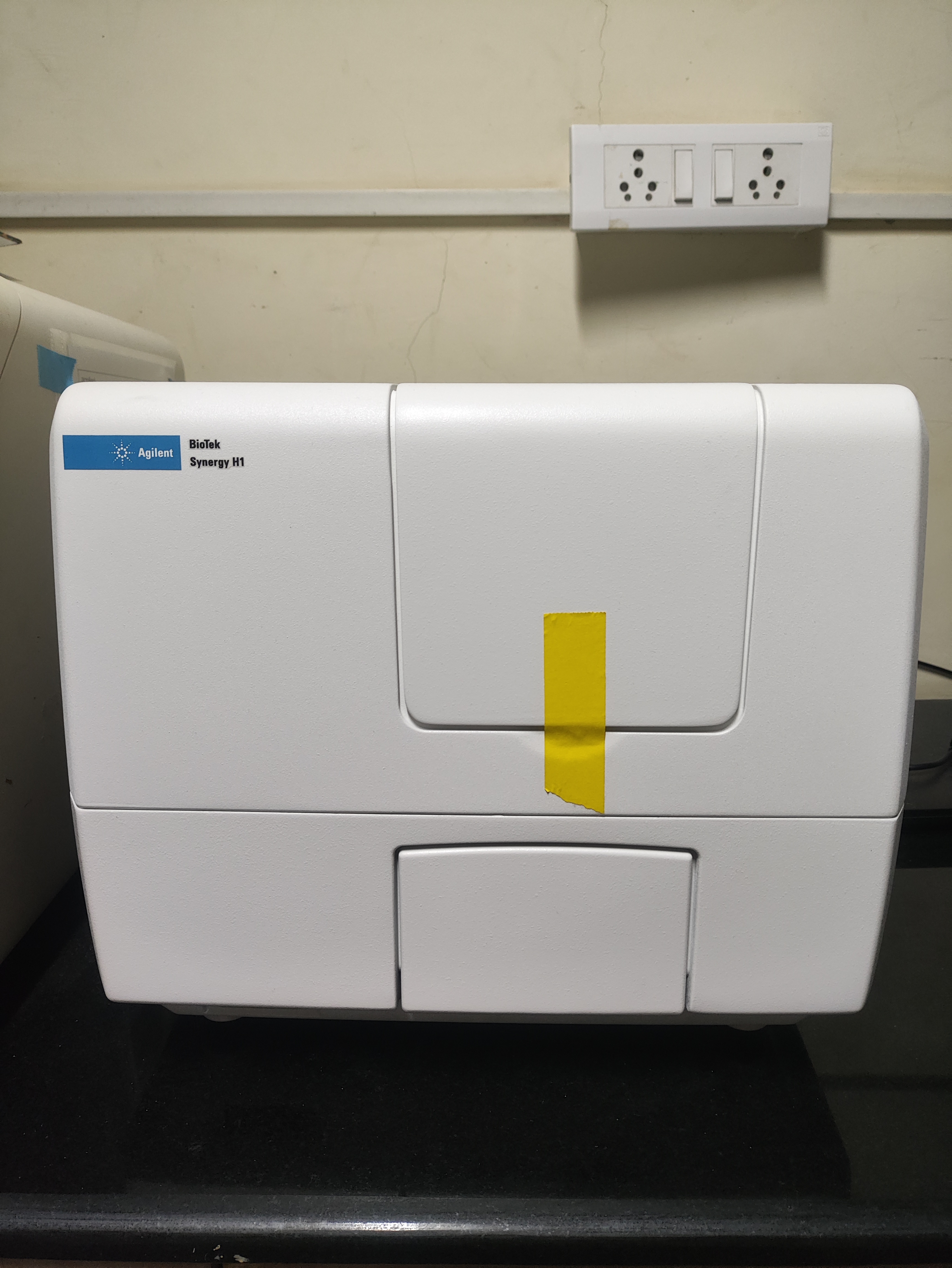Microplate Reader